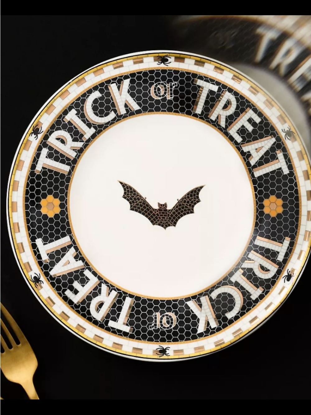 Halloween 'Trick or Treat' Black and Gold Decorative Dessert Plate. Set of 4.